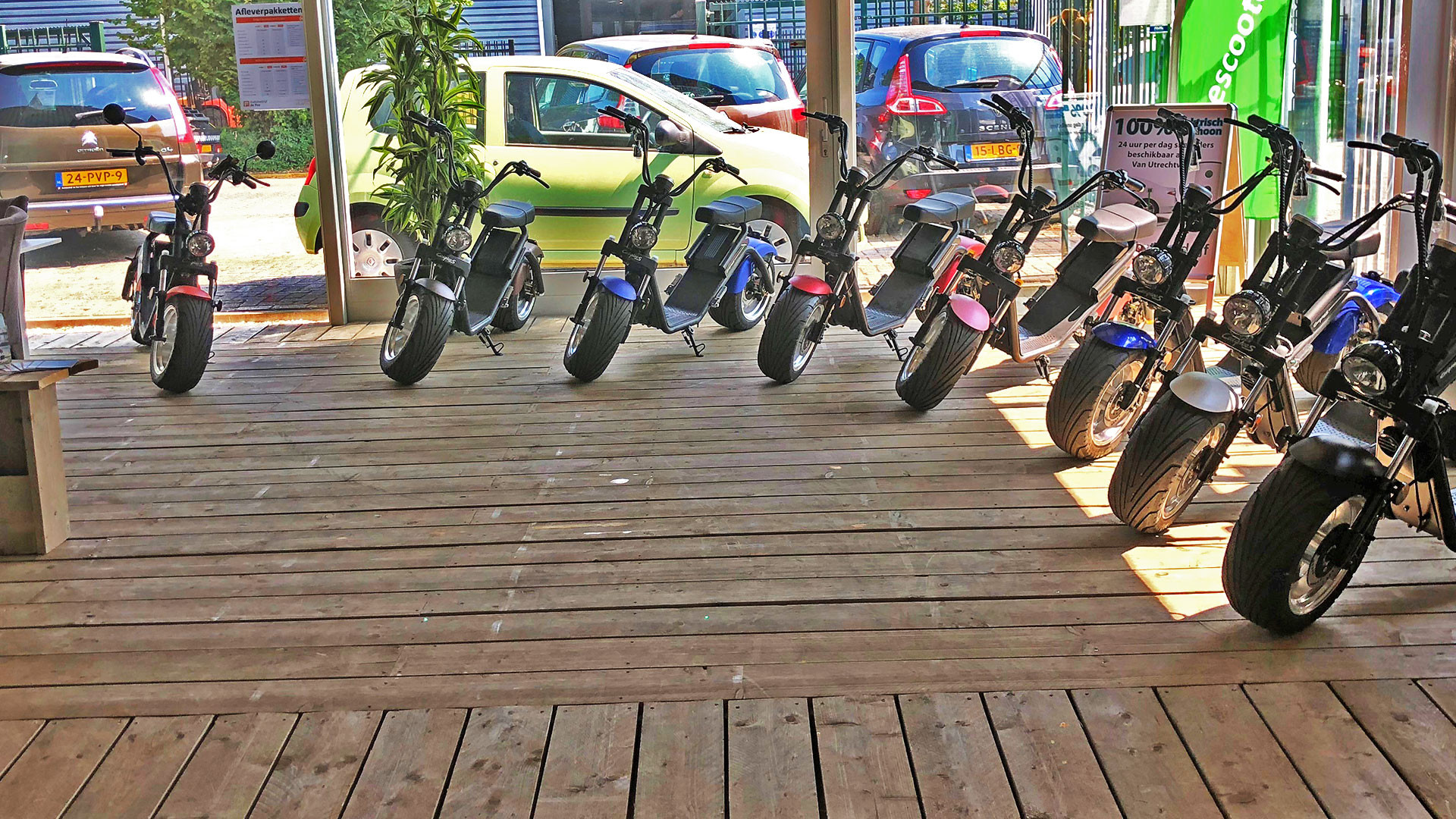 De pee header escooters